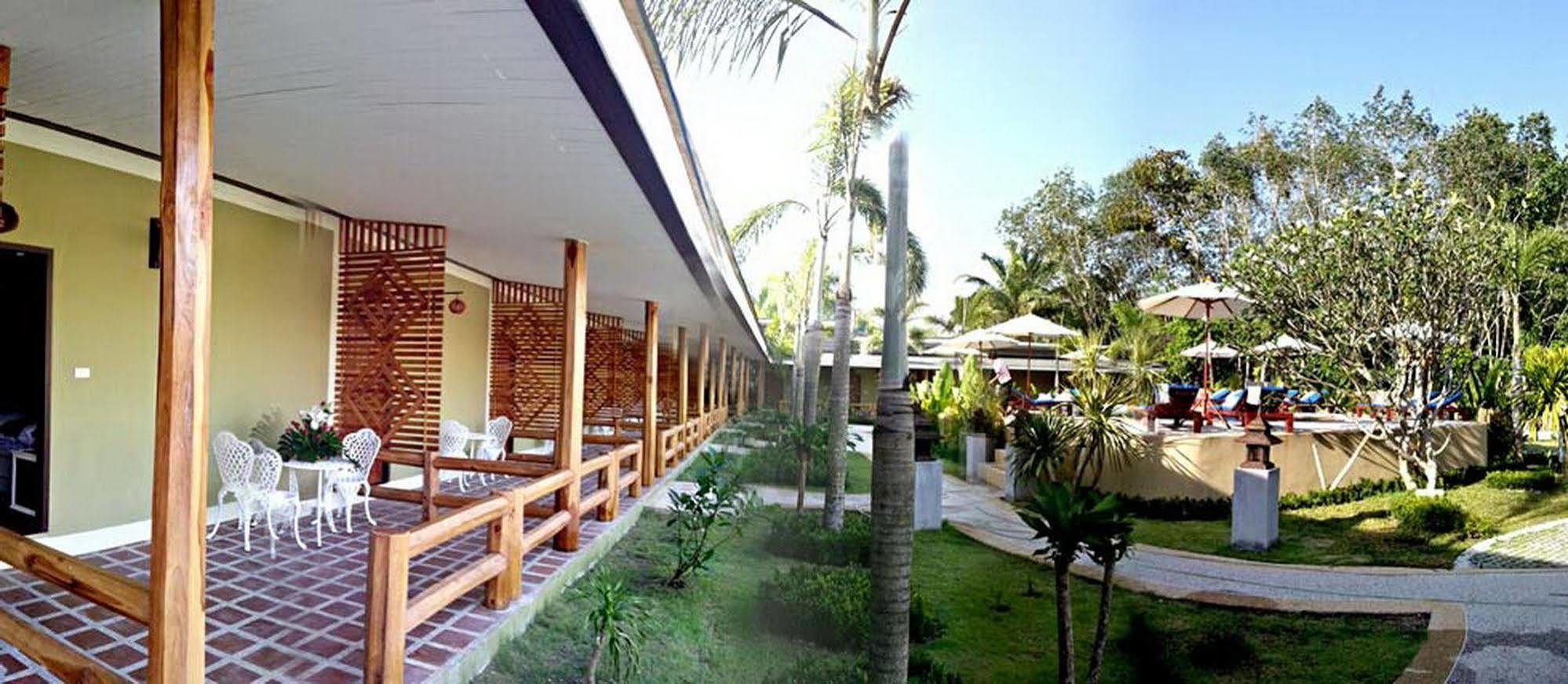 Phuvara Boutique Aonang Ao Nang Exterior photo